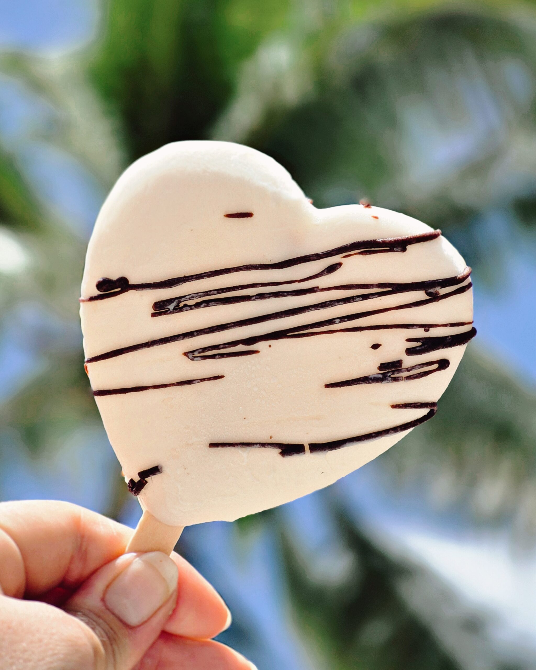 Picsart_25-07-10_10-42-02-477